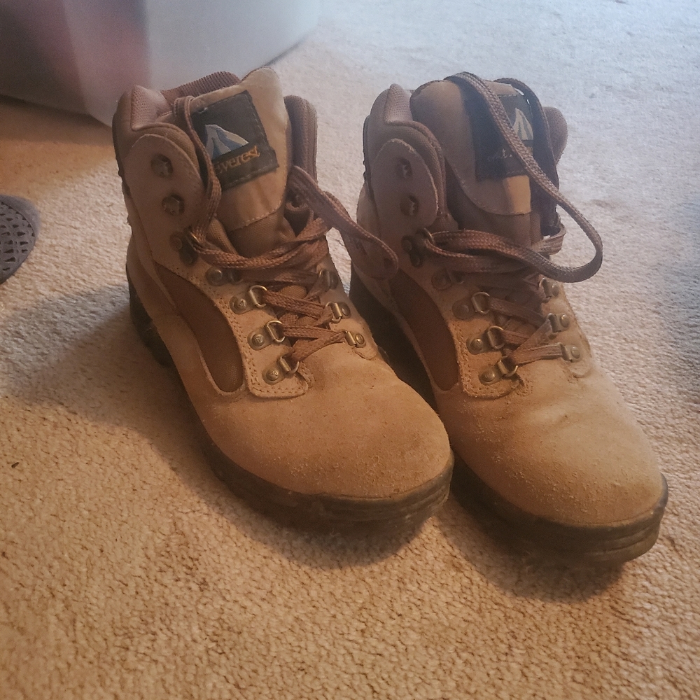 Mt. Everest hiking boots